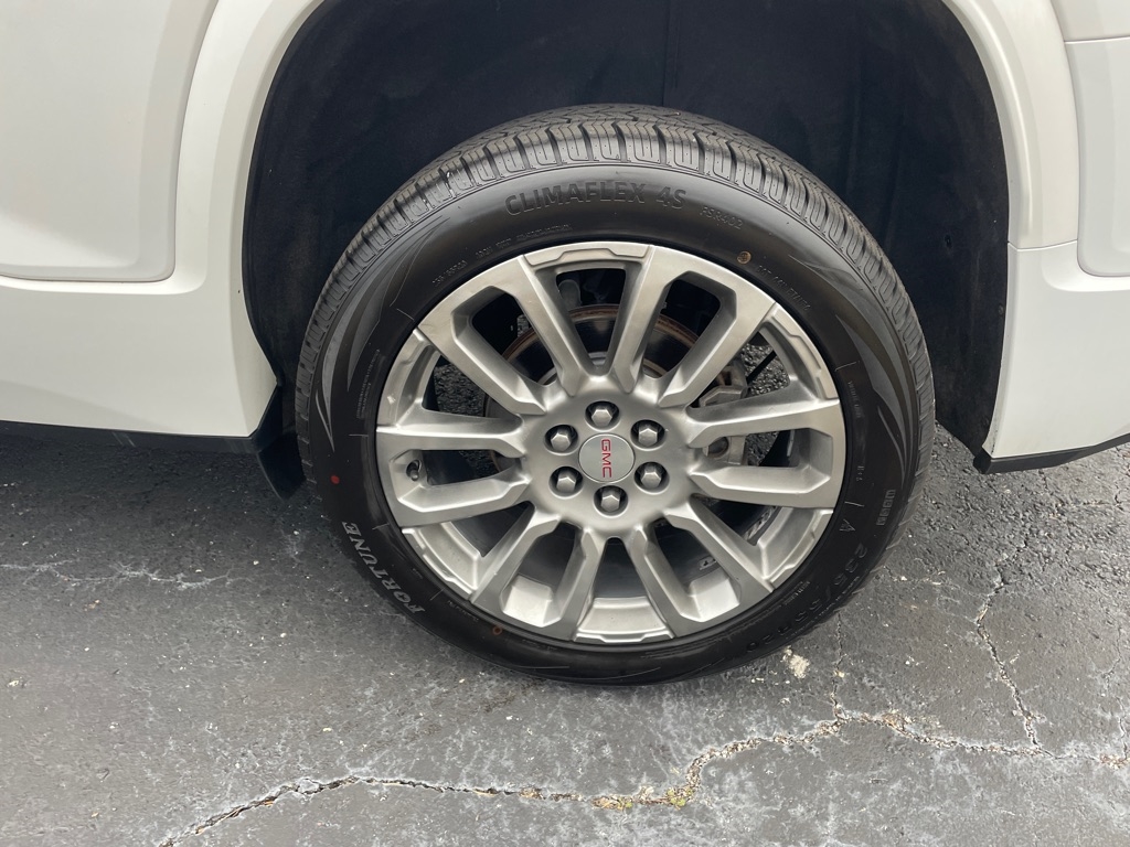 GMC Acadia AWD 4dr Denali 2020