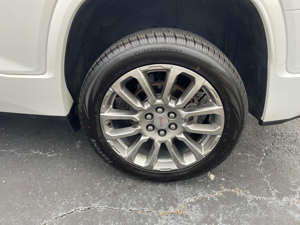 GMC Acadia AWD 4dr Denali 2020