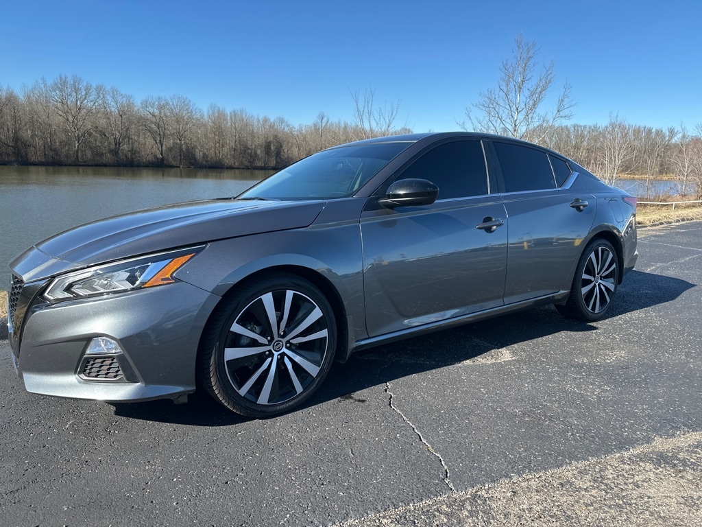 Nissan Altima 2.5 SR Sedan 2022