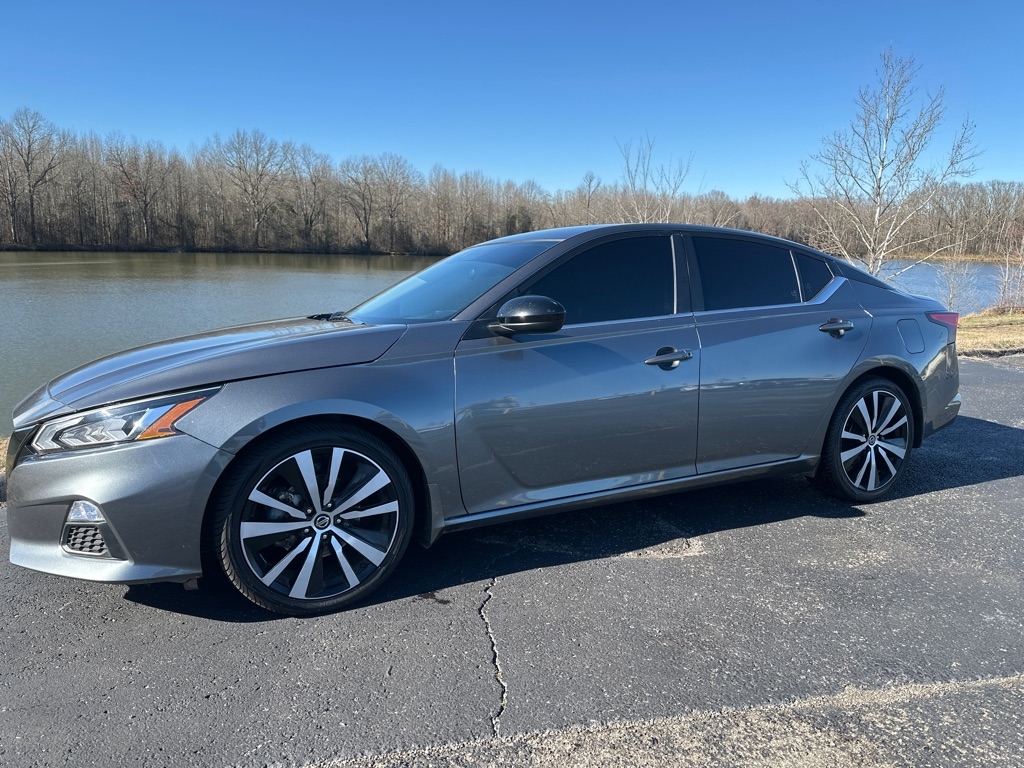 Nissan Altima 2.5 SR Sedan 2022