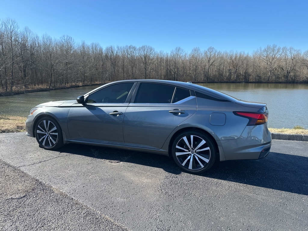 Nissan Altima 2.5 SR Sedan 2022