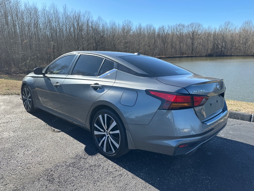 Nissan Altima 2.5 SR Sedan 2022