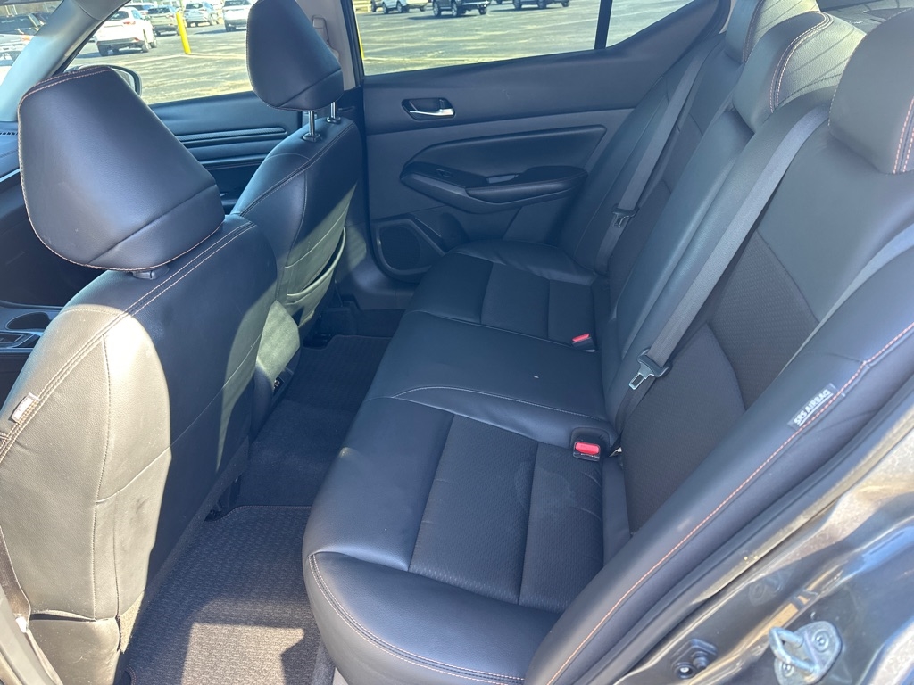 Nissan Altima 2.5 SR Sedan 2022