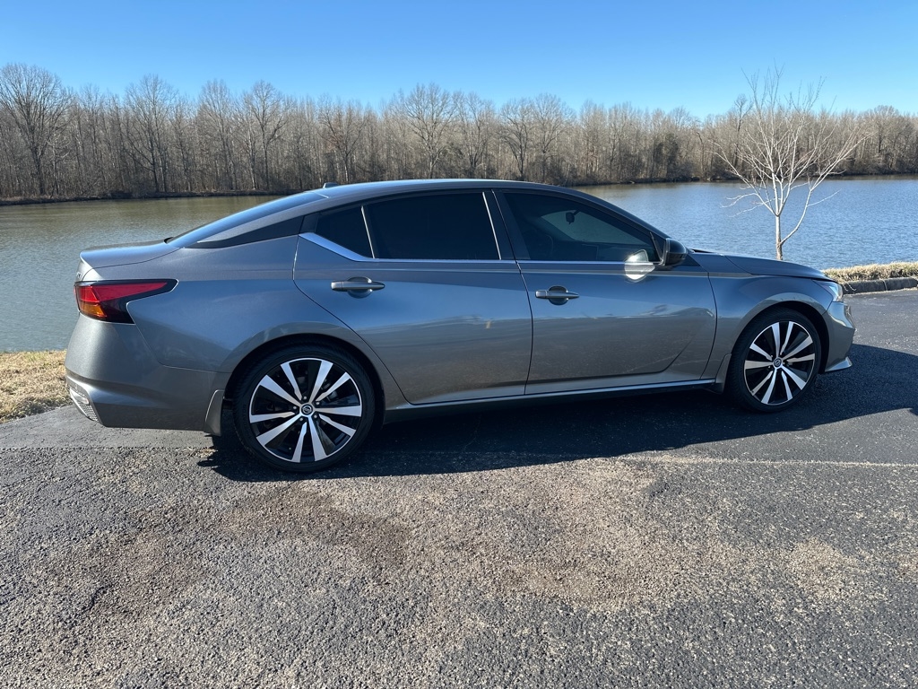Nissan Altima 2.5 SR Sedan 2022