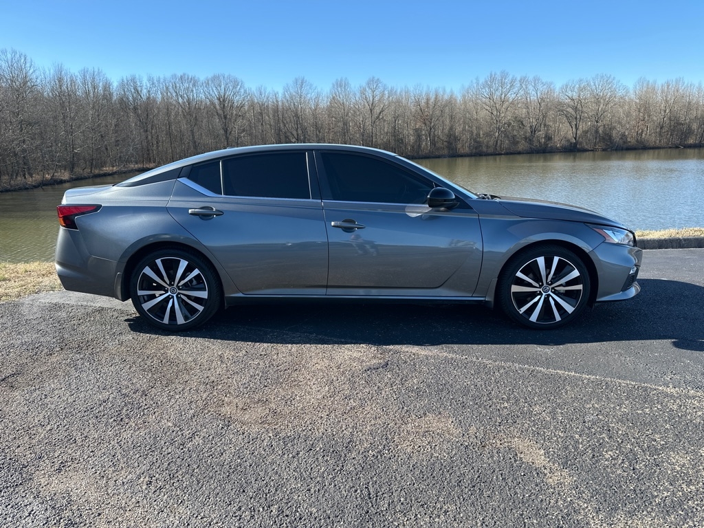 Nissan Altima 2.5 SR Sedan 2022