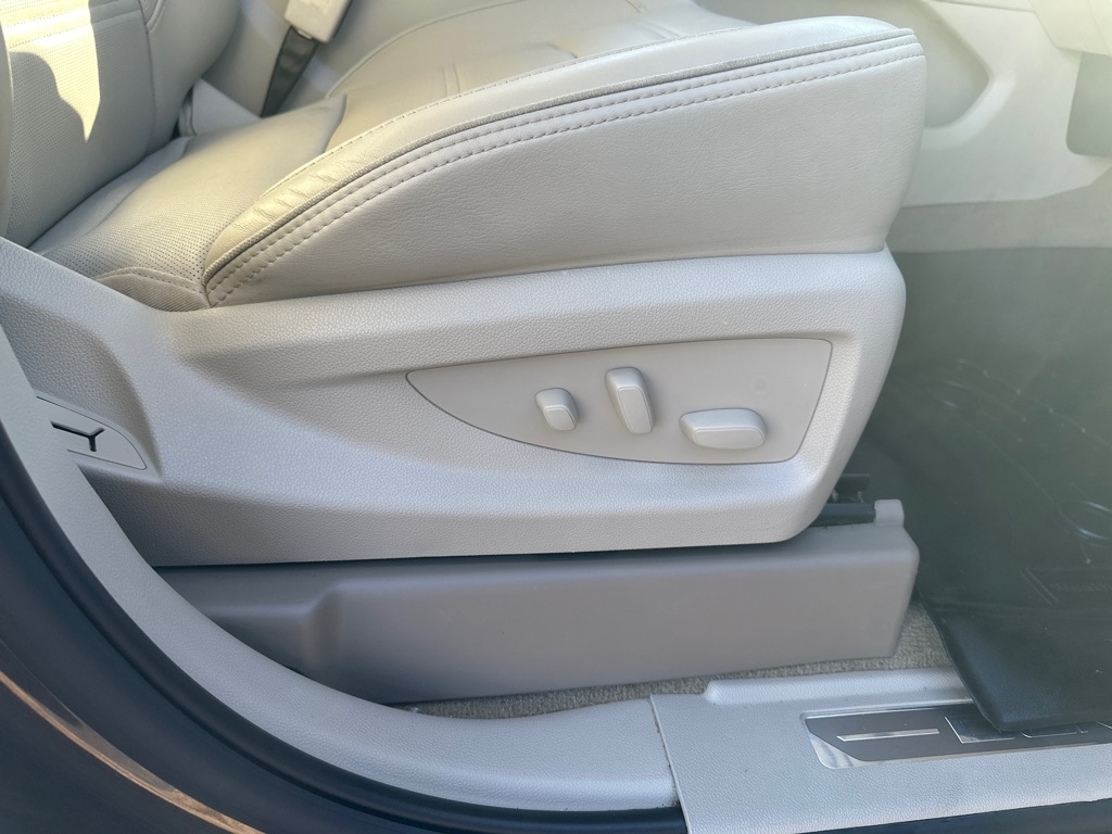 GMC Yukon XL 4WD 4dr Denali 2018