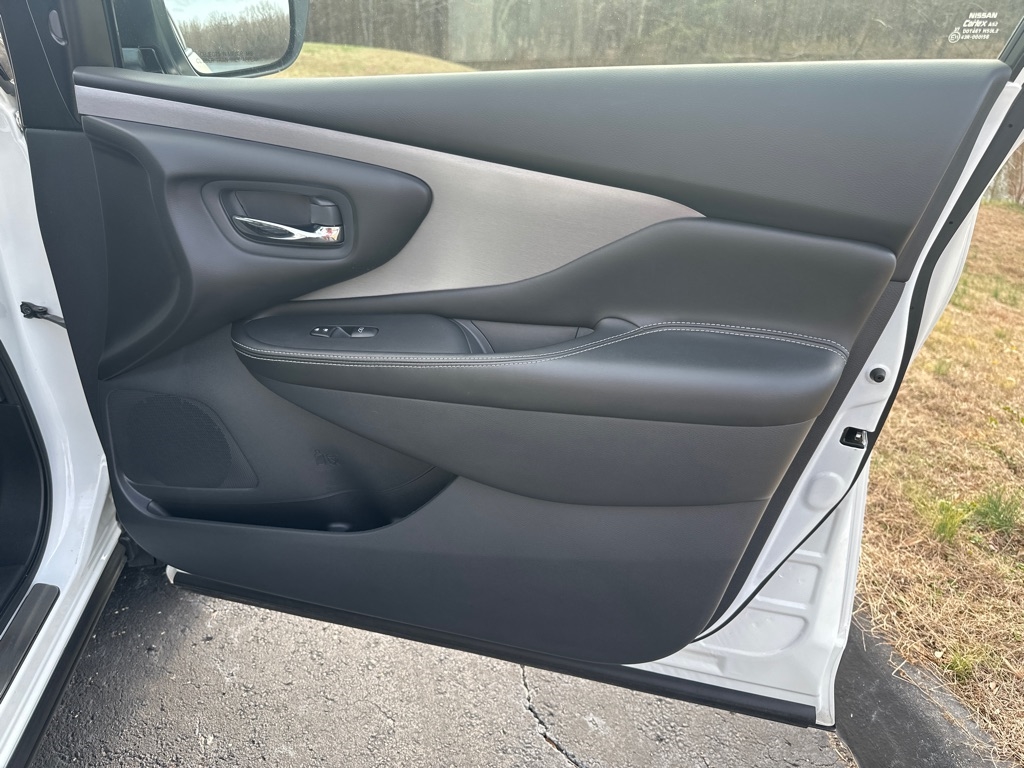 Nissan Murano FWD SV 2023