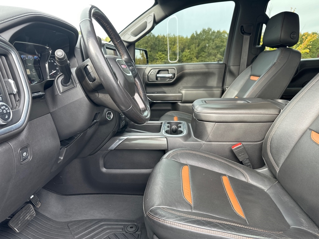 GMC Sierra 1500 4WD Crew Cab 147" AT4 2020 GMC Sierra 1500 4WD Crew Cab 147" AT4 2020