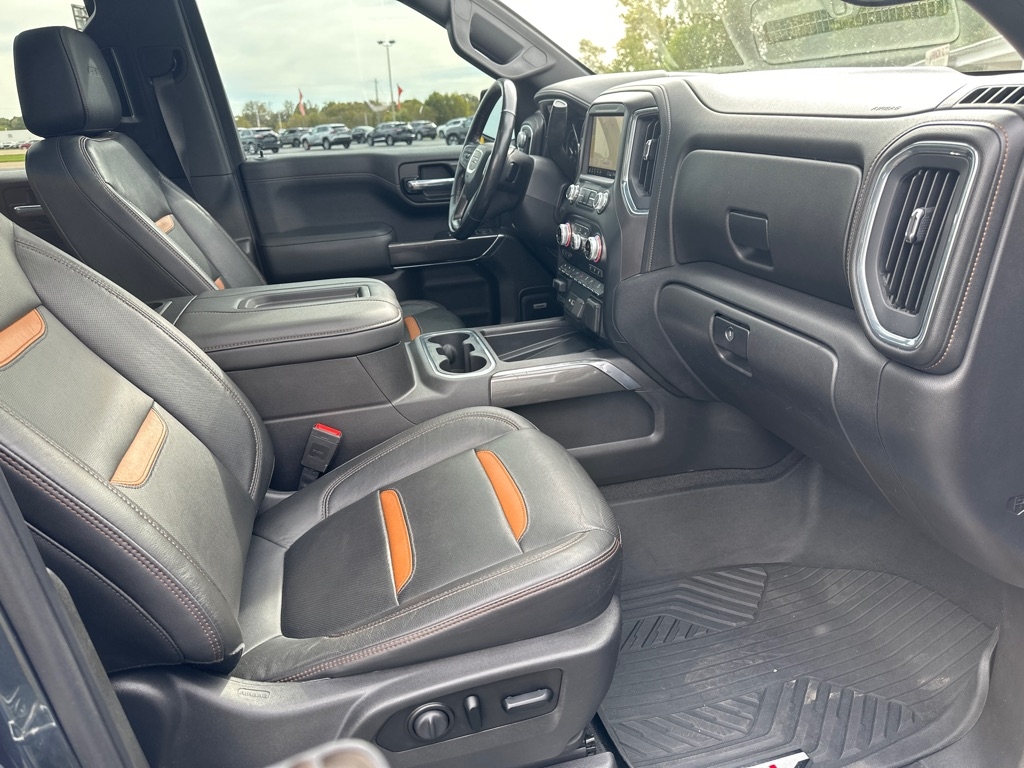 GMC Sierra 1500 4WD Crew Cab 147" AT4 2020 GMC Sierra 1500 4WD Crew Cab 147" AT4 2020