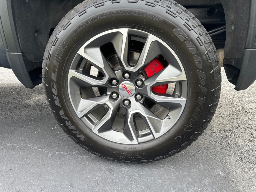 GMC Sierra 1500 4WD Crew Cab 147" AT4 2020 GMC Sierra 1500 4WD Crew Cab 147" AT4 2020