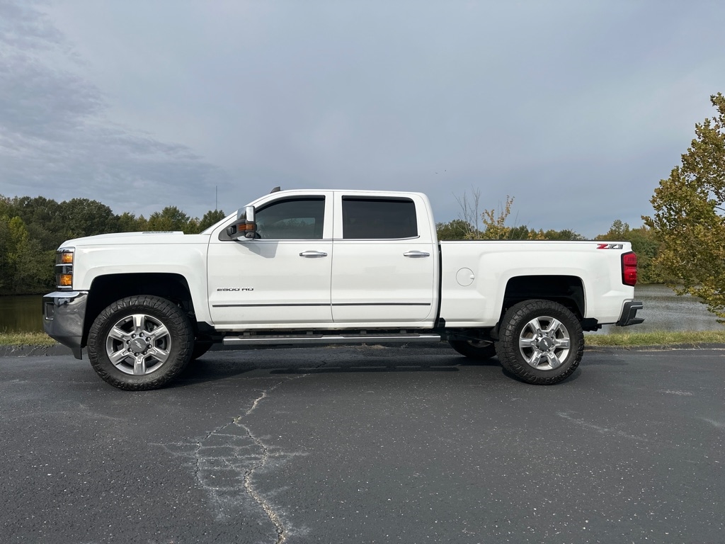 Chevrolet Silverado 2500HD 4WD Crew Cab 153.7" LTZ 2018 Chevrolet Silverado 2500HD 4WD Crew Cab 153.7" LTZ 2018