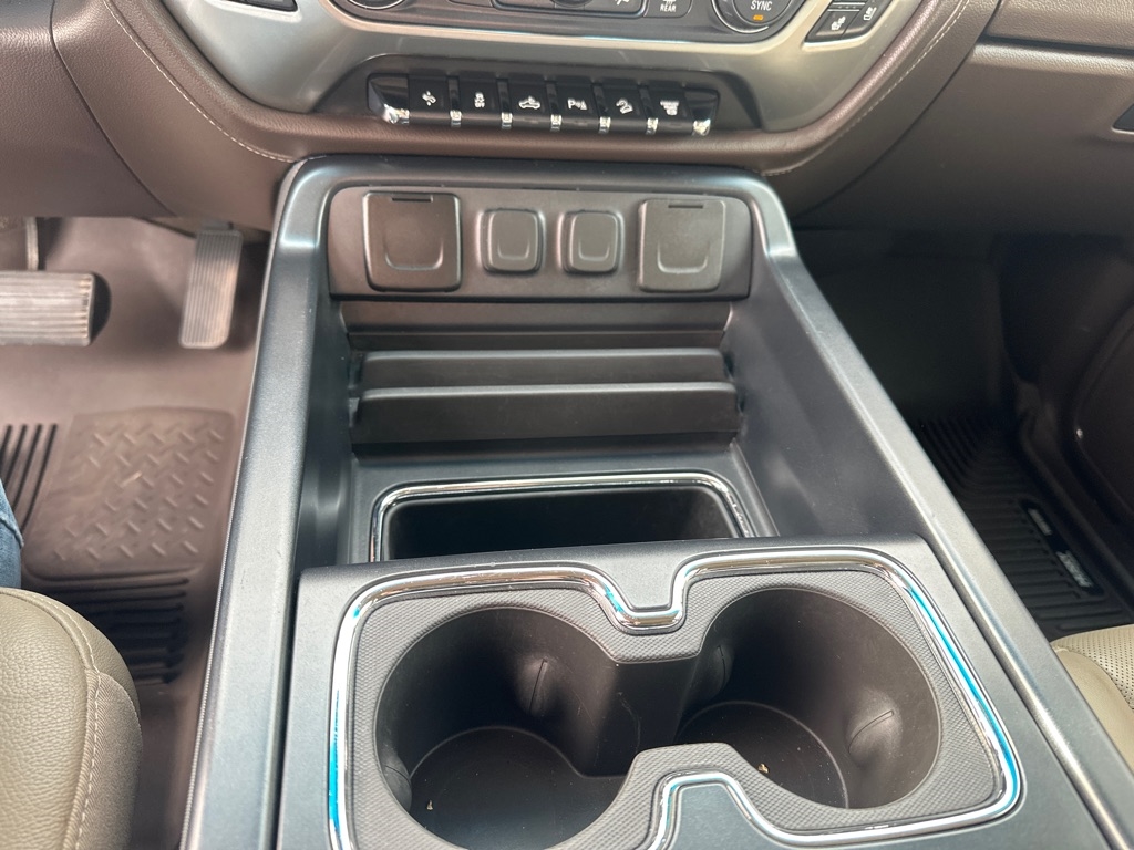 Chevrolet Silverado 2500HD 4WD Crew Cab 153.7" LTZ 2018 Chevrolet Silverado 2500HD 4WD Crew Cab 153.7" LTZ 2018