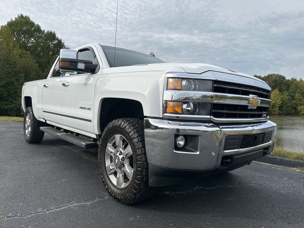 Chevrolet Silverado 2500HD 4WD Crew Cab 153.7" LTZ 2018 Chevrolet Silverado 2500HD 4WD Crew Cab 153.7" LTZ 2018
