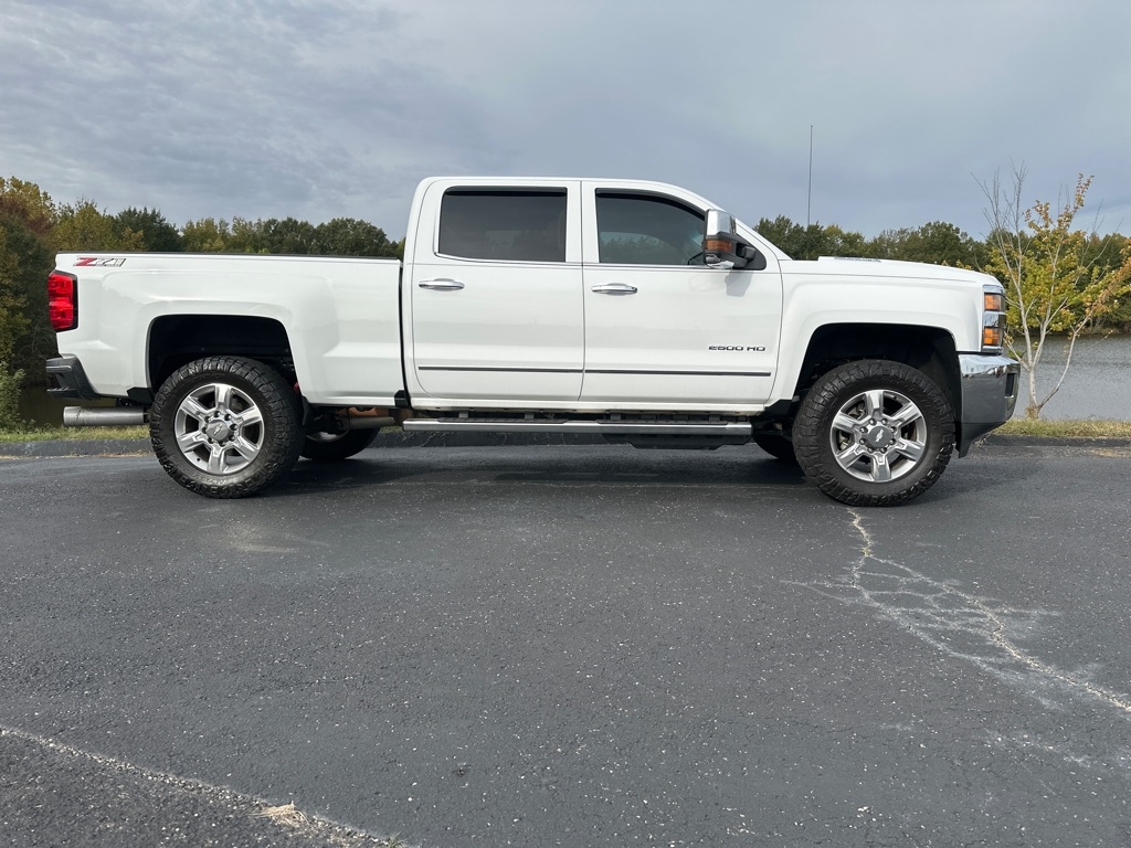 Chevrolet Silverado 2500HD 4WD Crew Cab 153.7" LTZ 2018 Chevrolet Silverado 2500HD 4WD Crew Cab 153.7" LTZ 2018