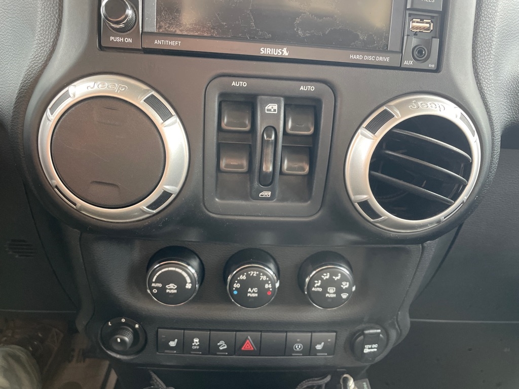 Jeep Wrangler Unlimited 4WD 4dr Rubicon 2014 Jeep Wrangler Unlimited 4WD 4dr Rubicon 2014