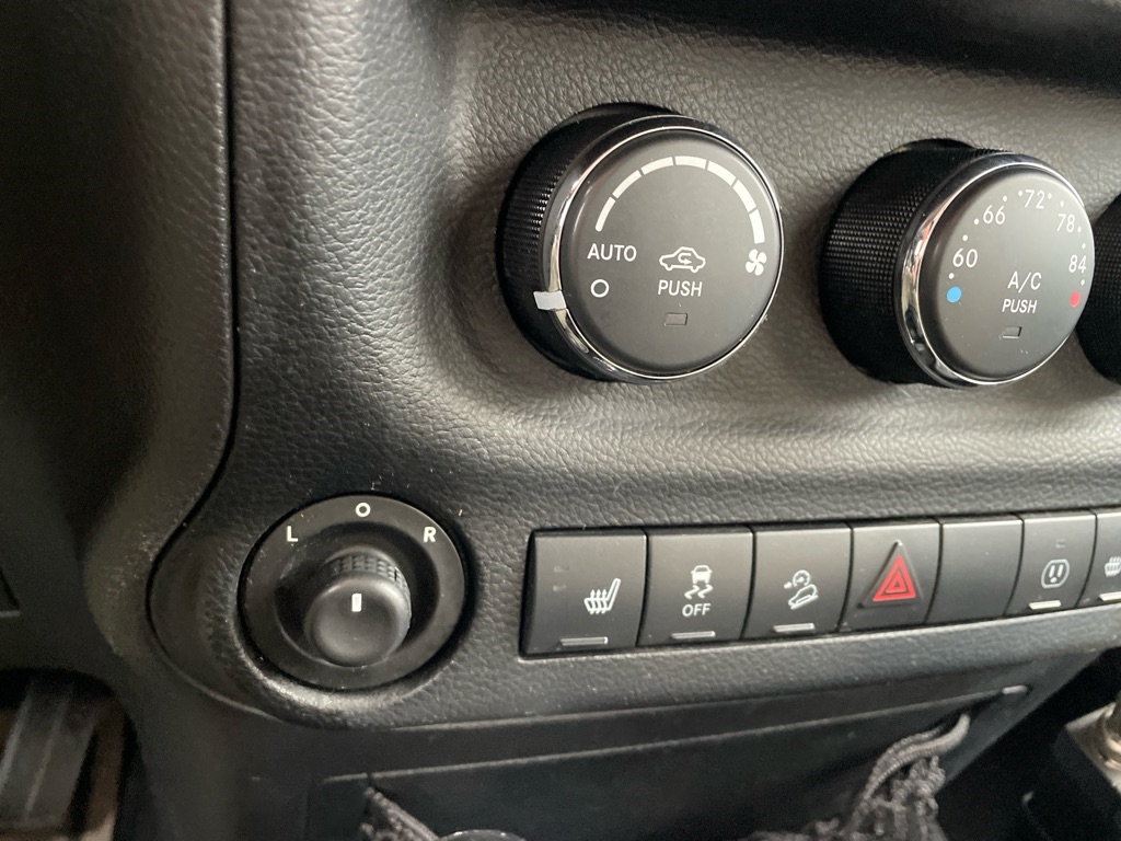 Jeep Wrangler Unlimited 4WD 4dr Rubicon 2014 Jeep Wrangler Unlimited 4WD 4dr Rubicon 2014