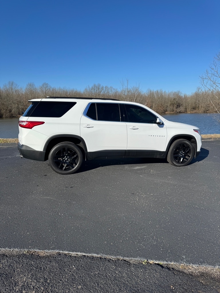 Chevrolet Traverse FWD 4dr LT Leather w/3LT 2019