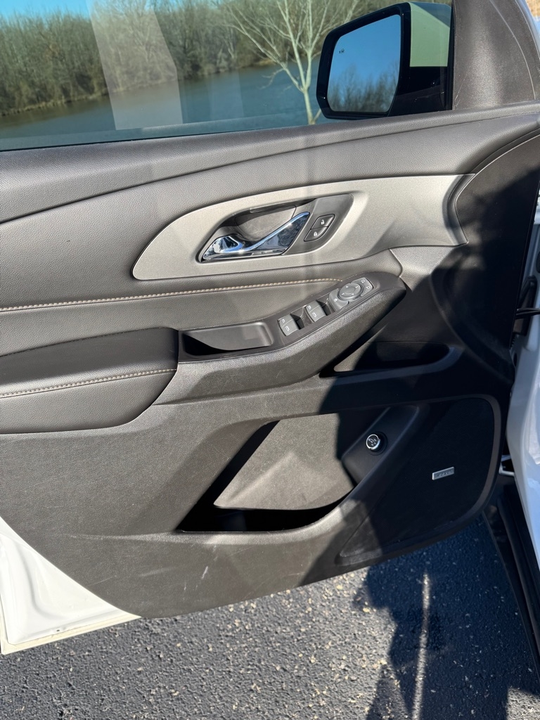 Chevrolet Traverse FWD 4dr LT Leather w/3LT 2019