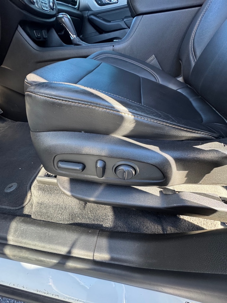 Chevrolet Traverse FWD 4dr LT Leather w/3LT 2019