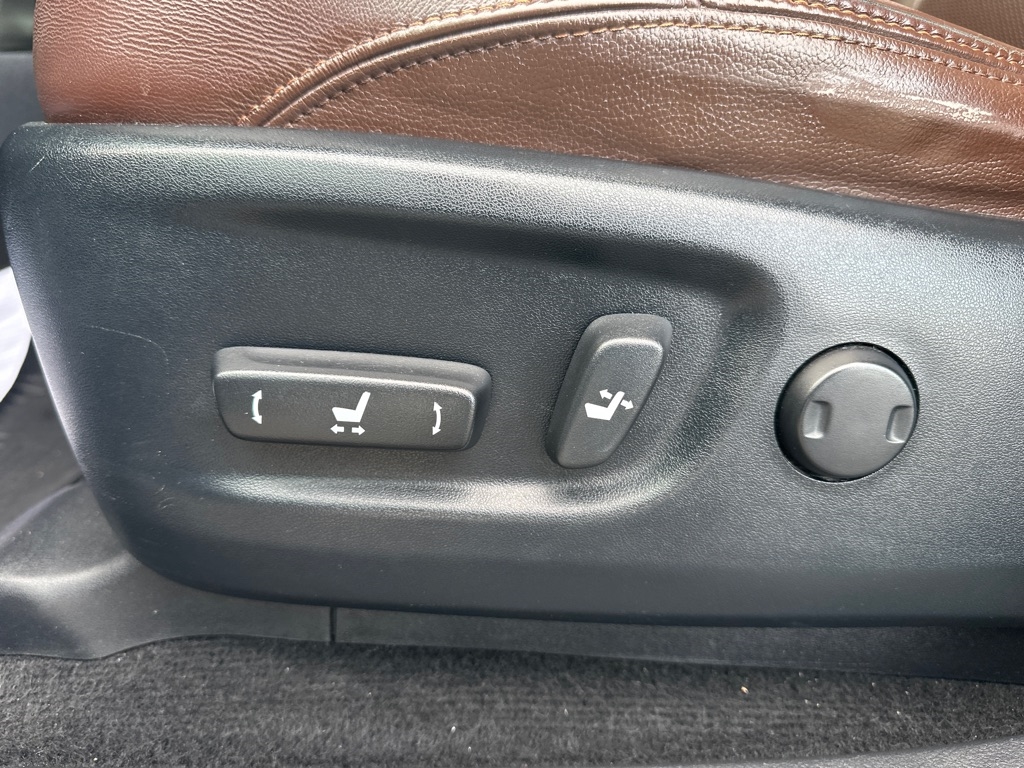 Toyota 4Runner Limited 4D SUV 4X4 V6 2019