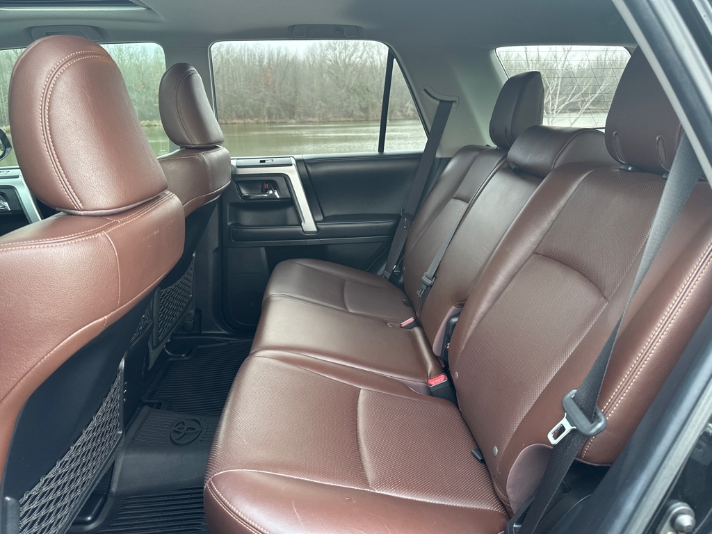 Toyota 4Runner Limited 4D SUV 4X4 V6 2019