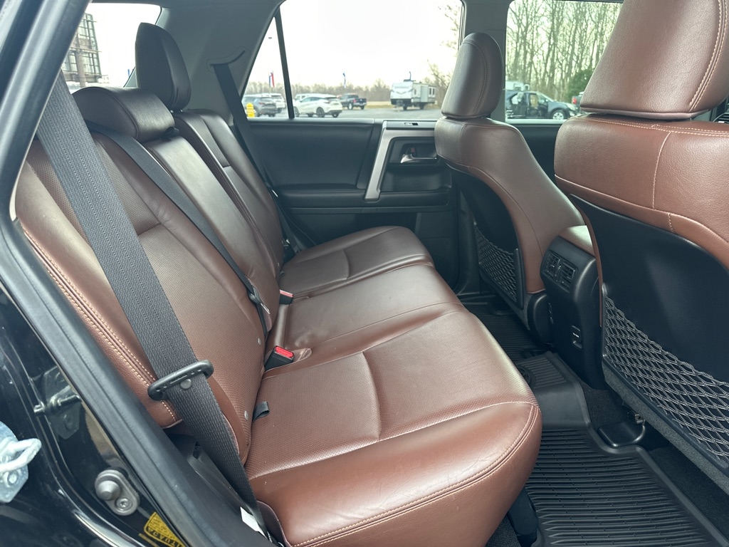 Toyota 4Runner Limited 4D SUV 4X4 V6 2019