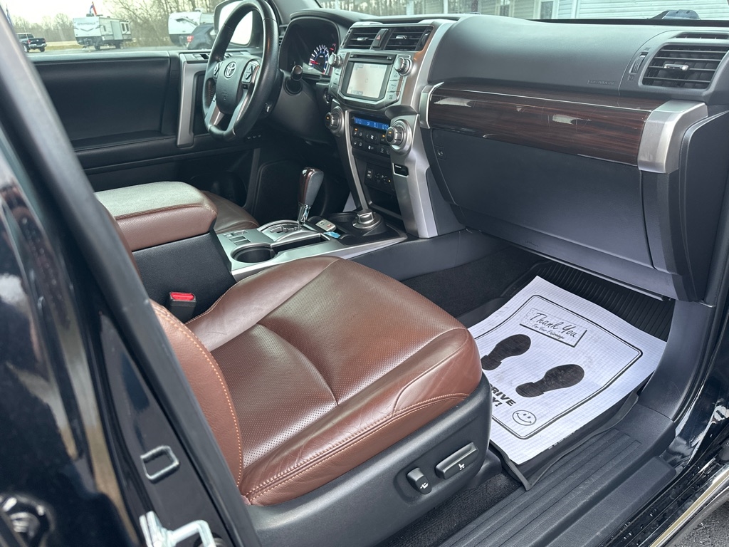 Toyota 4Runner Limited 4D SUV 4X4 V6 2019