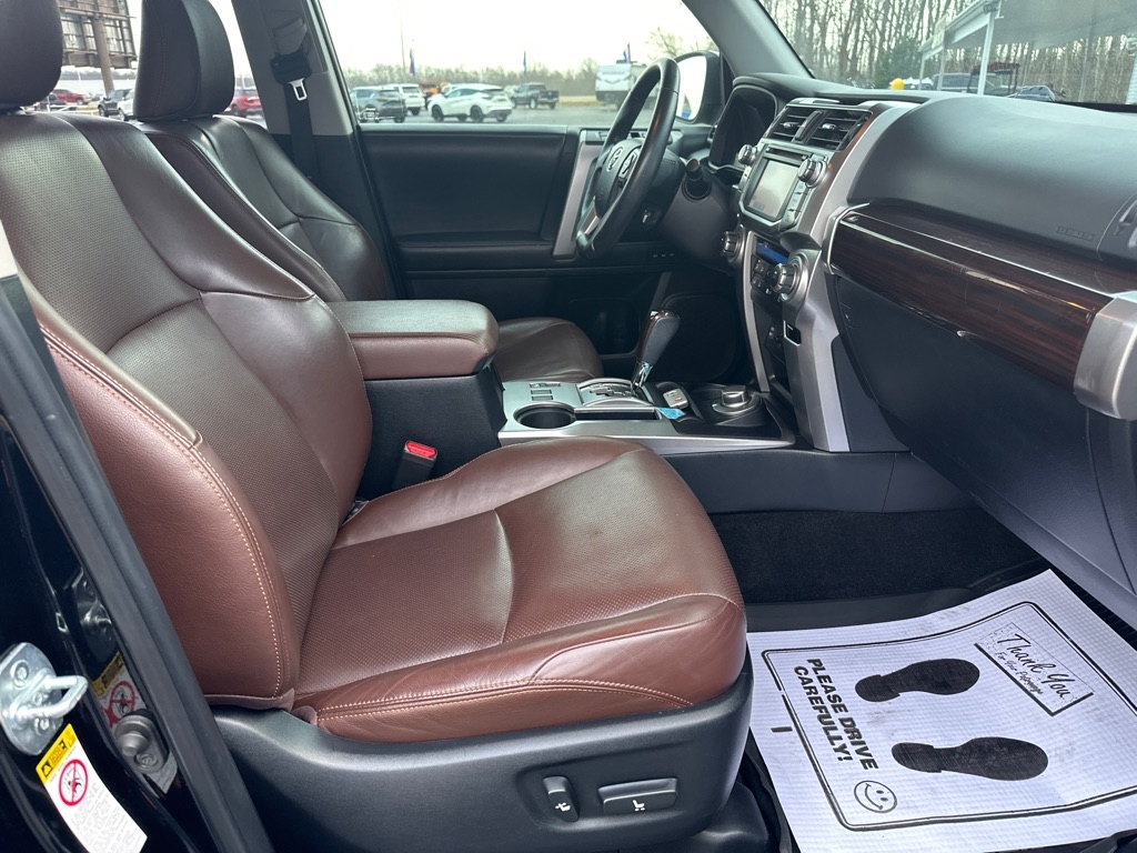 Toyota 4Runner Limited 4D SUV 4X4 V6 2019