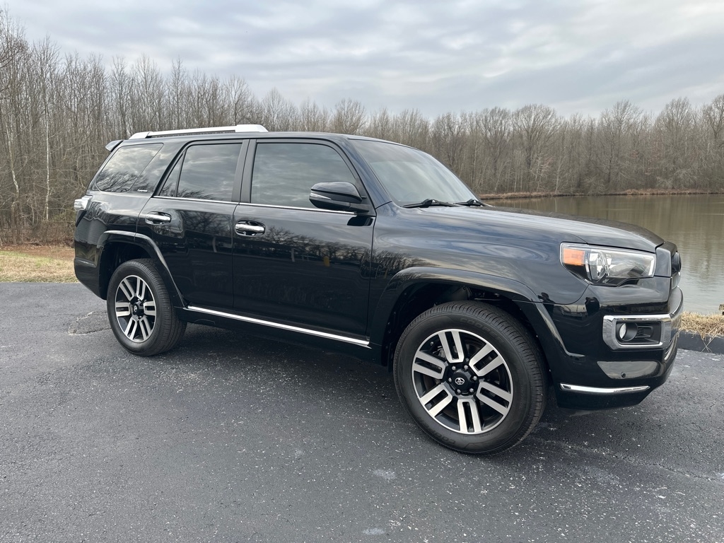 Toyota 4Runner Limited 4D SUV 4X4 V6 2019