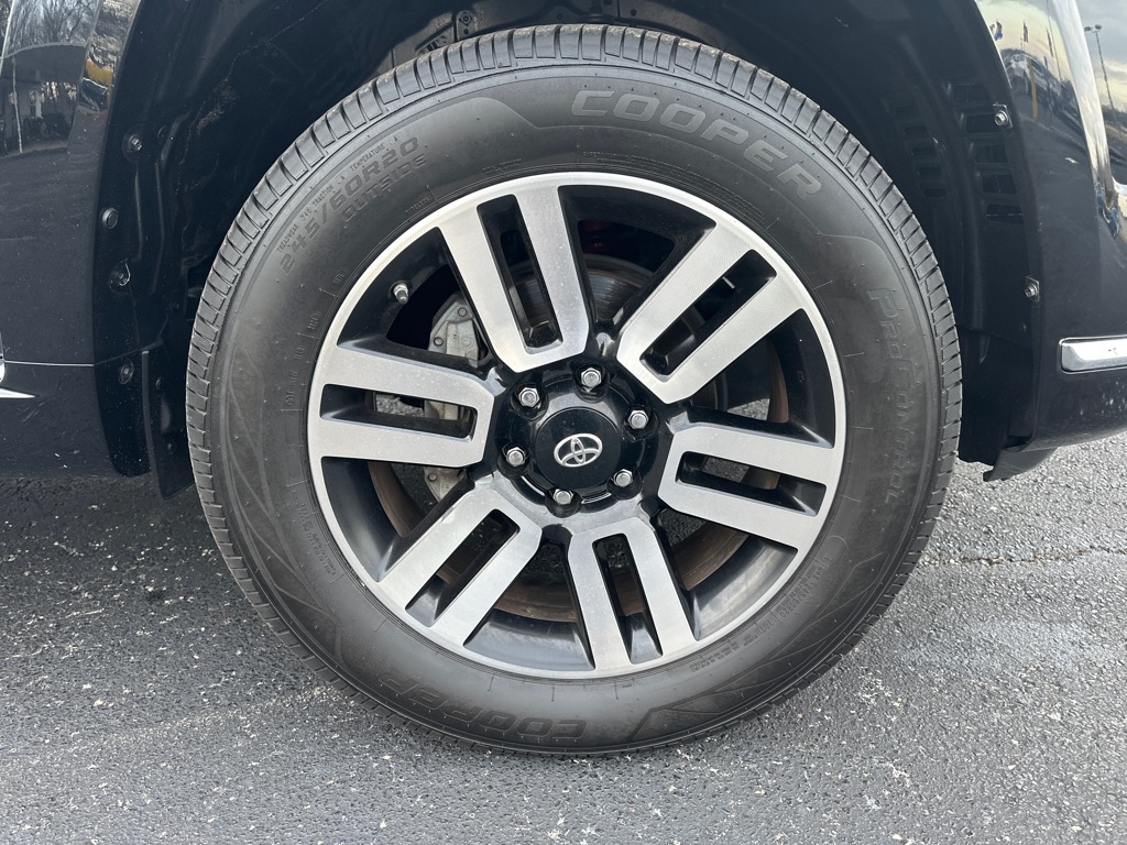 Toyota 4Runner Limited 4D SUV 4X4 V6 2019