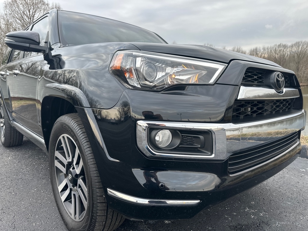 Toyota 4Runner Limited 4D SUV 4X4 V6 2019