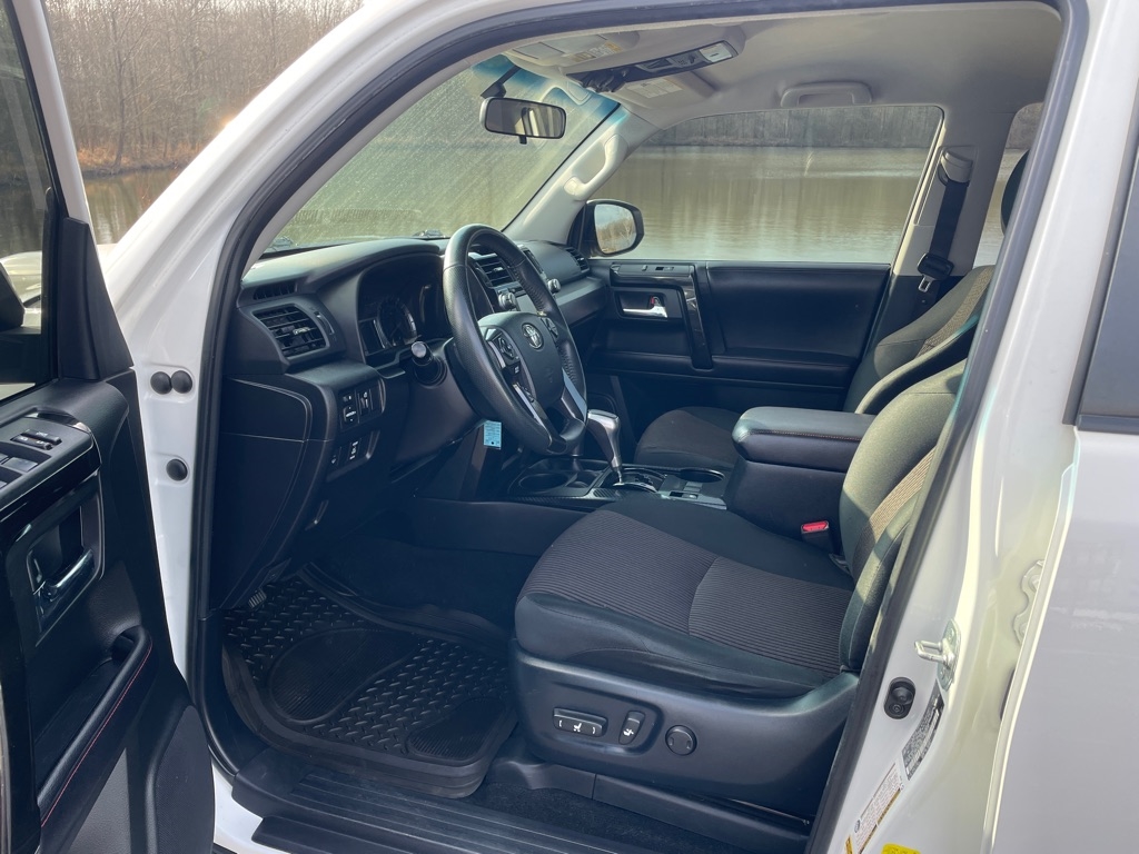 Toyota 4Runner TRD Off-road 4WD 2018