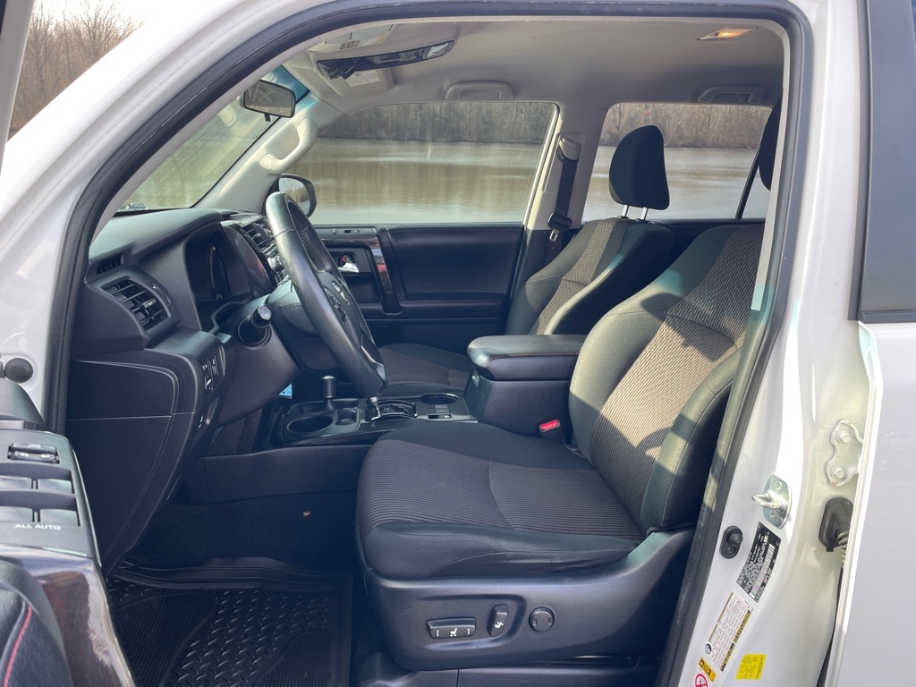 Toyota 4Runner TRD Off-road 4WD 2018