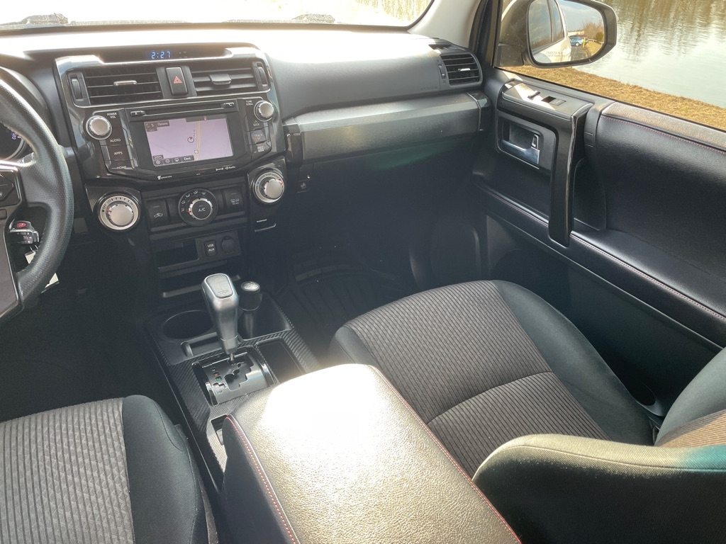 Toyota 4Runner TRD Off-road 4WD 2018