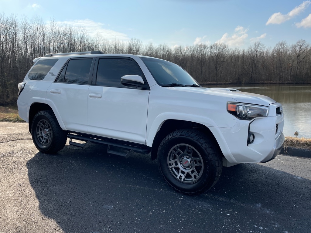 Toyota 4Runner TRD Off-road 4WD 2018