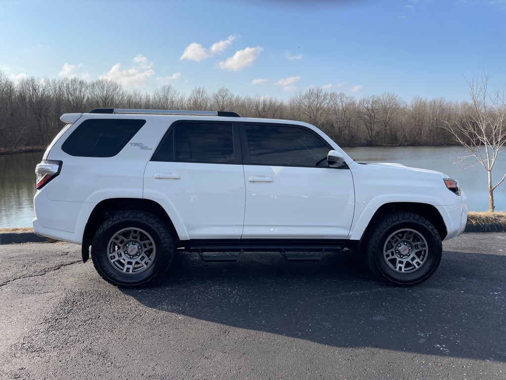 Toyota 4Runner TRD Off-road 4WD 2018