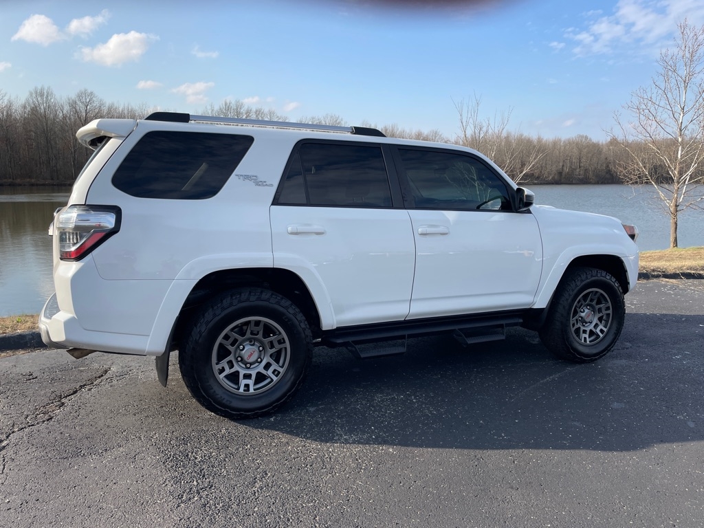 Toyota 4Runner TRD Off-road 4WD 2018
