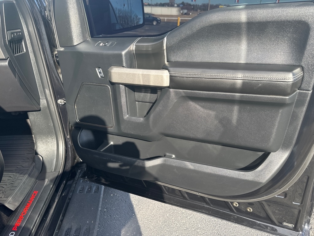 Ford F-150 Raptor 4WD SuperCrew 5.5' Box 2019