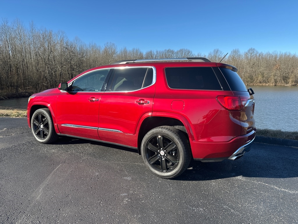 GMC Acadia AWD 4dr Denali 2019