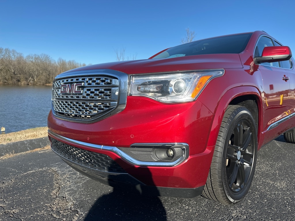 GMC Acadia AWD 4dr Denali 2019