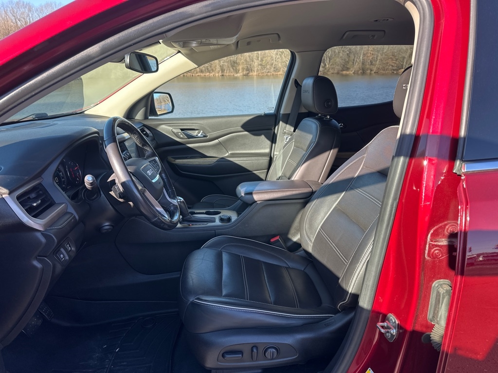 GMC Acadia AWD 4dr Denali 2019