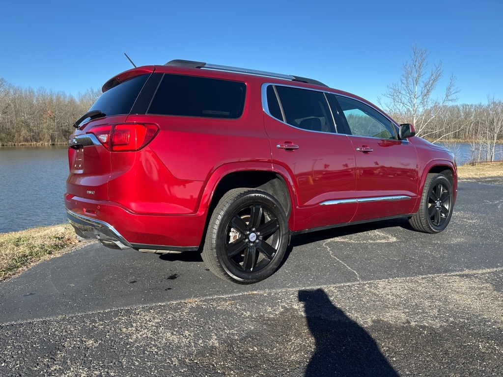 GMC Acadia AWD 4dr Denali 2019