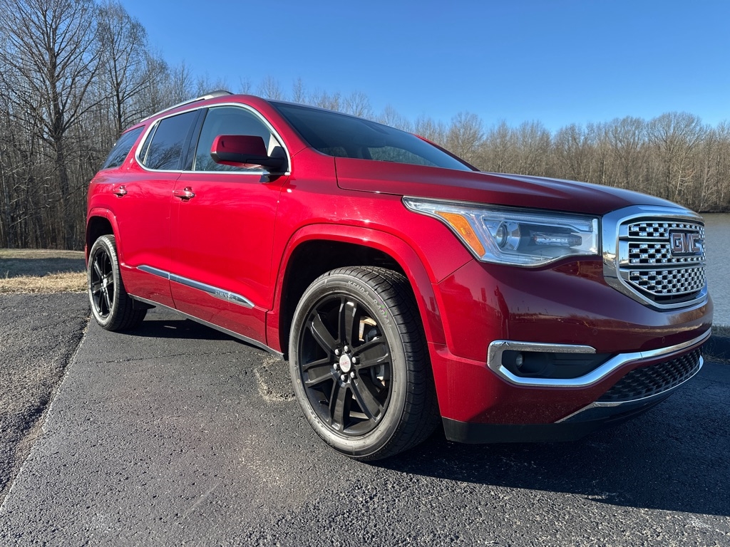 GMC Acadia AWD 4dr Denali 2019