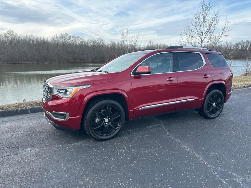 GMC Acadia AWD 4dr Denali 2019