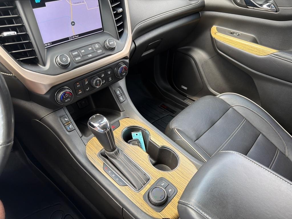 GMC Acadia AWD 4dr Denali 2019
