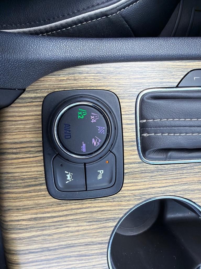 GMC Acadia AWD 4dr Denali 2019