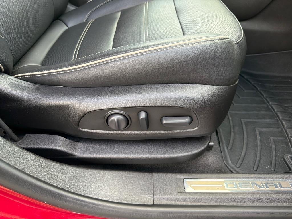 GMC Acadia AWD 4dr Denali 2019