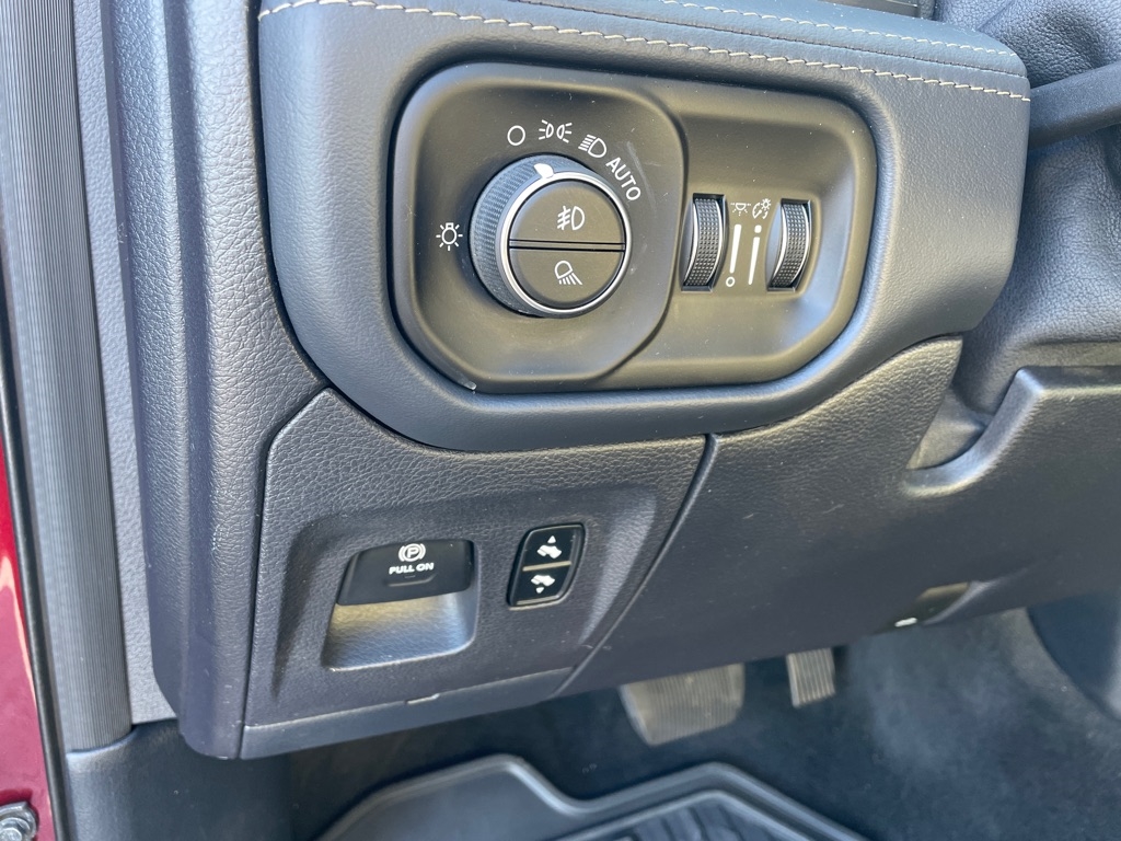 RAM 1500 Limited 4x4 Crew Cab 5'7" Box 2020