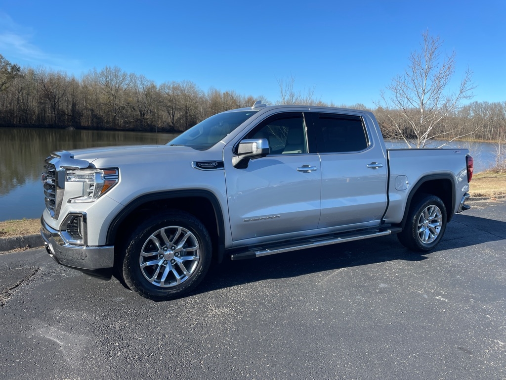GMC Sierra 1500 4WD Crew Cab 147" SLT 2021