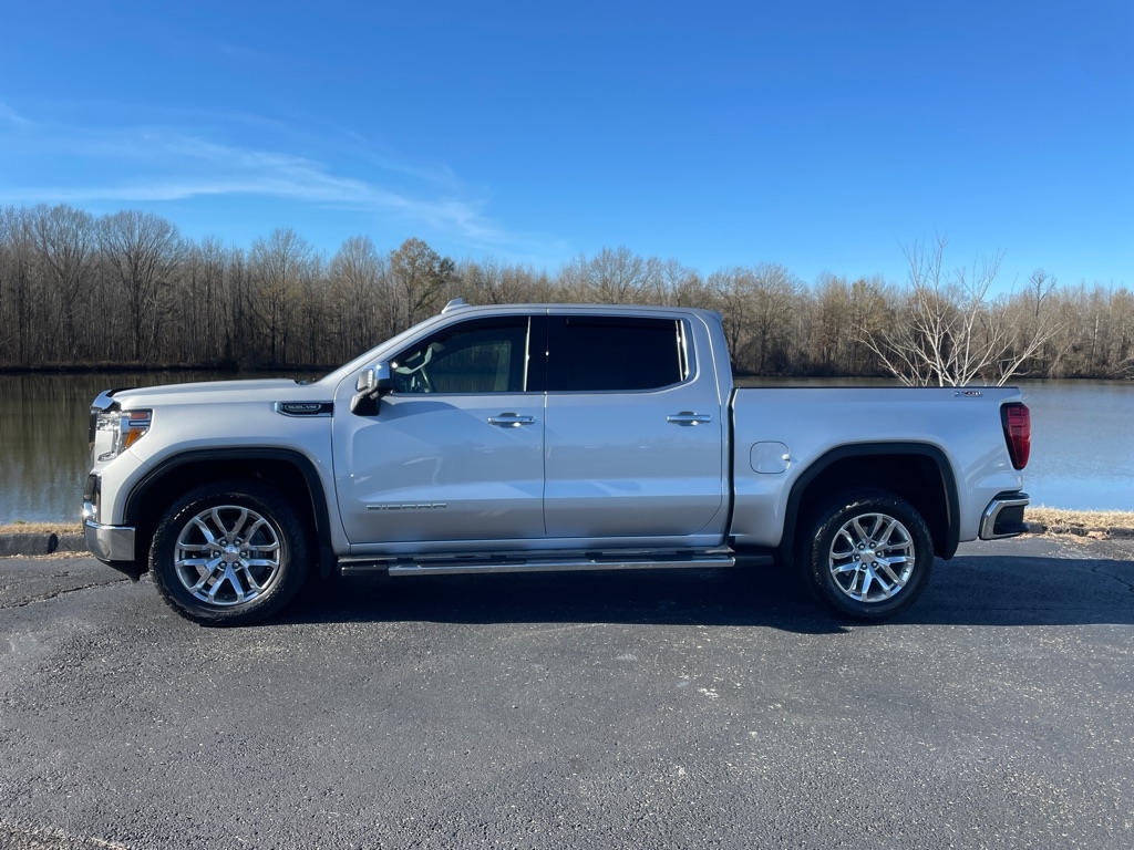 GMC Sierra 1500 4WD Crew Cab 147" SLT 2021